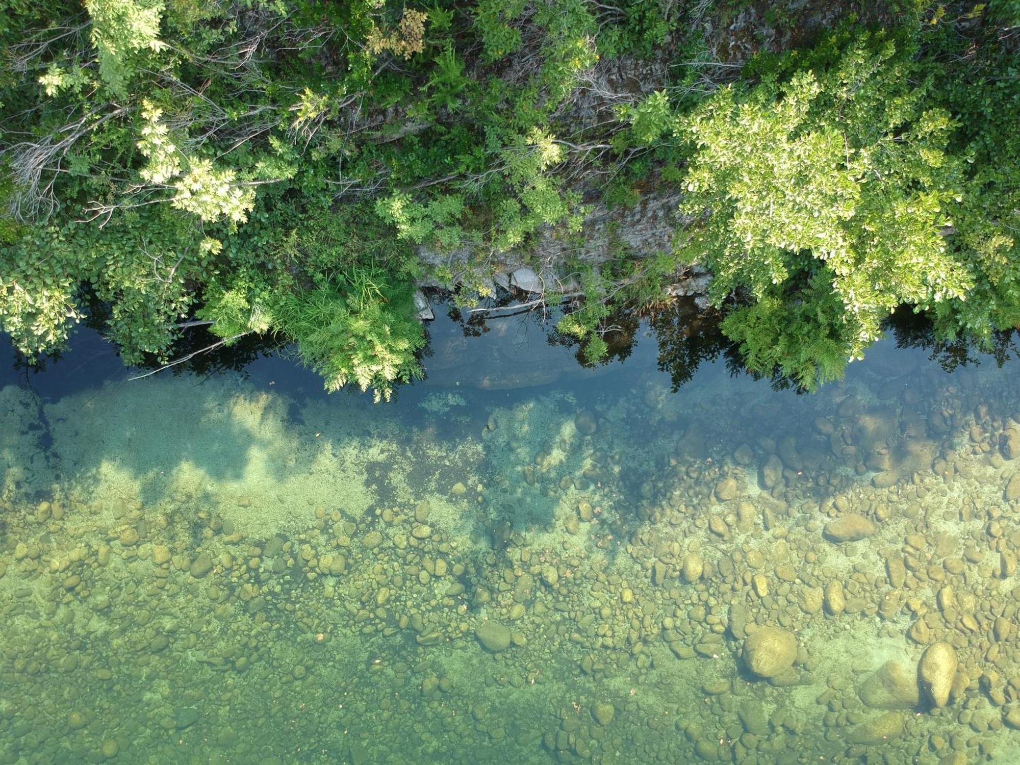 Villa Les Pieds Dans L'Eau Le Pont du Travo Exterior foto